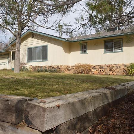Beautiful 3 Bedroom Home Located Near Yosemite Окхерст Экстерьер фото