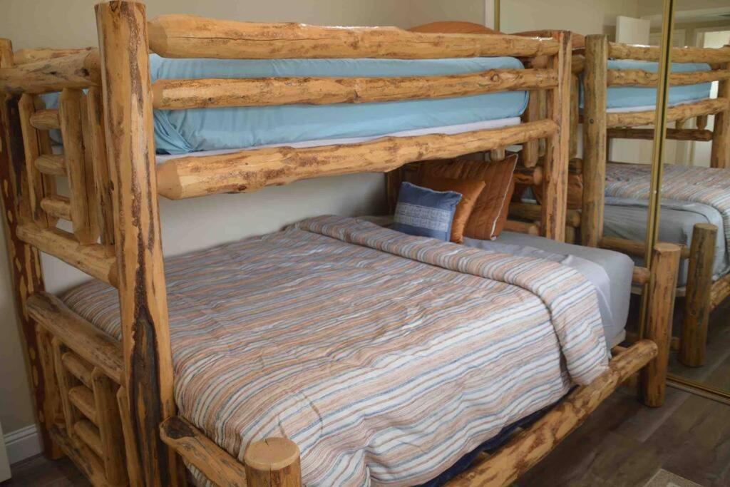 Beautiful 3 Bedroom Home Located Near Yosemite Окхерст Экстерьер фото
