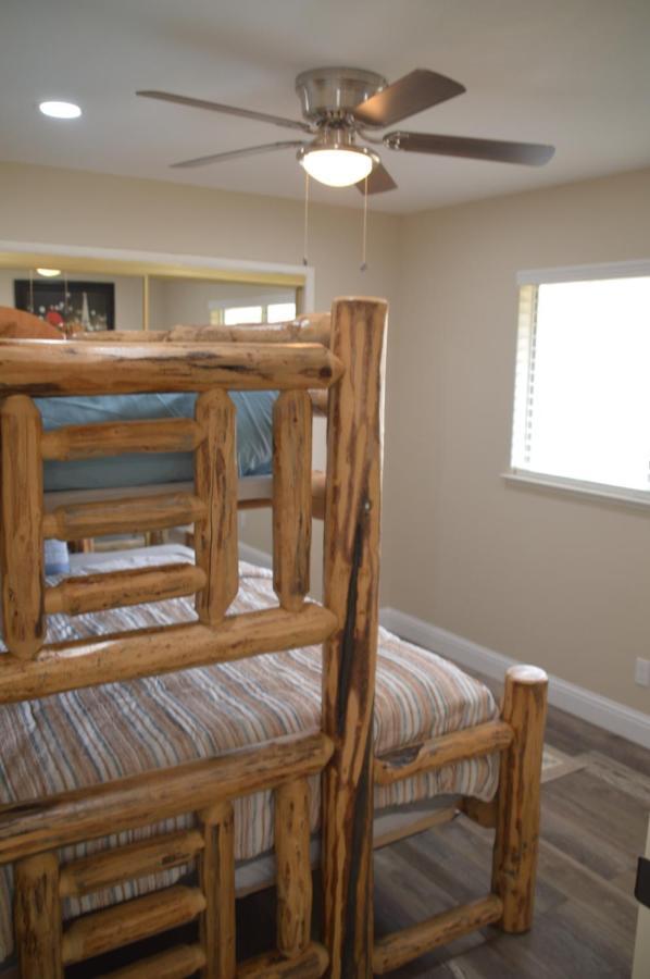 Beautiful 3 Bedroom Home Located Near Yosemite Окхерст Экстерьер фото