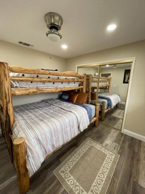 Beautiful 3 Bedroom Home Located Near Yosemite Окхерст Экстерьер фото